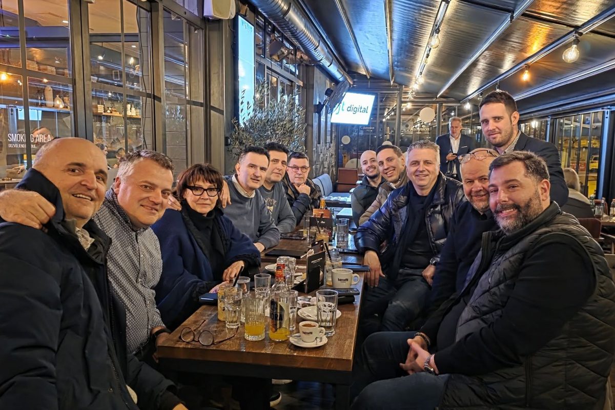 642203909_122195778506569351_6316278941606733883_n